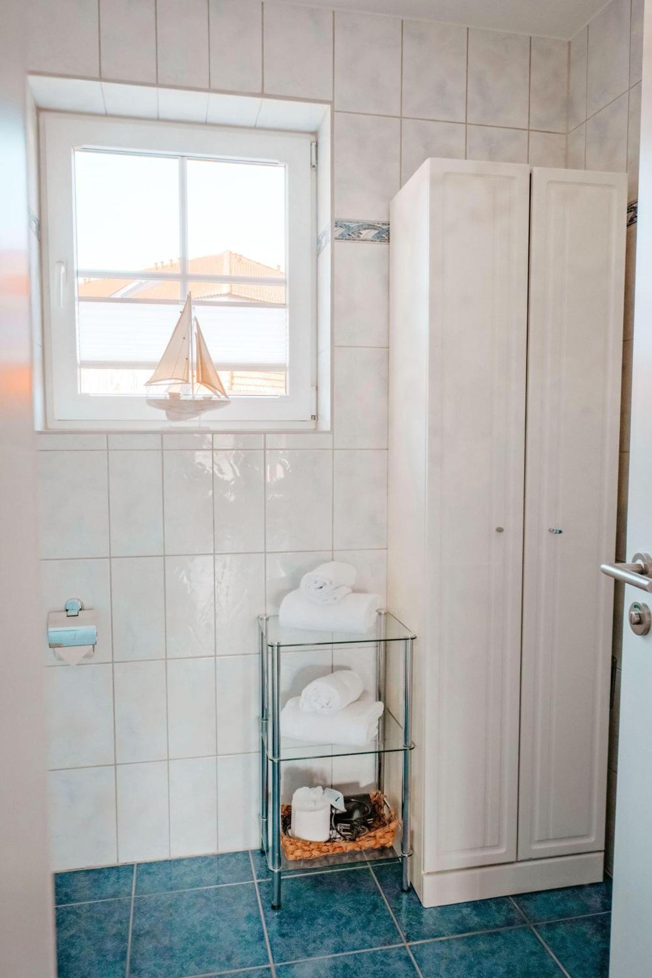 Eichsfeldia Wohnung 9 Kuehlungsborn Luaran gambar
