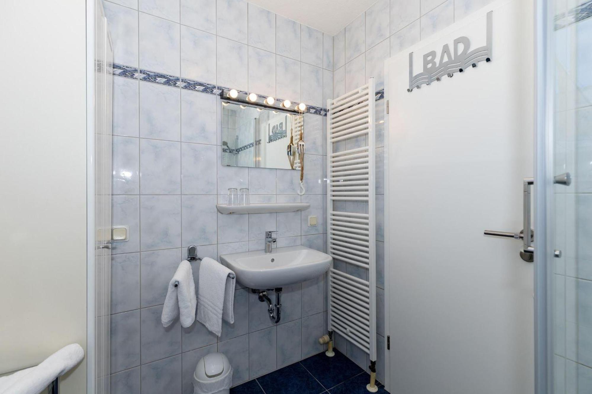 Eichsfeldia Wohnung 9 Kuehlungsborn Luaran gambar
